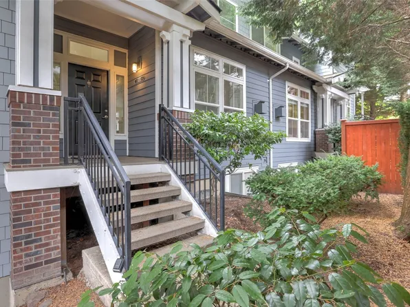 8702 124th Avenue NE #8705, Kirkland, WA 98033