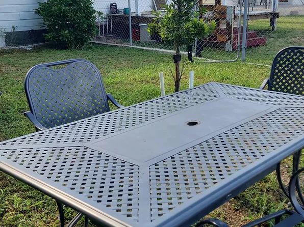 115 N Cummings Ave, Mission, TX 78572