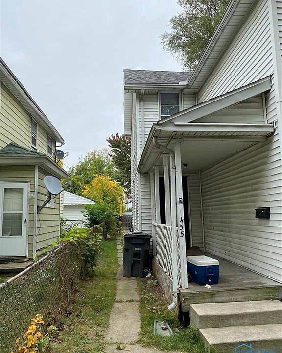 2nd image of 455 Walden Ave