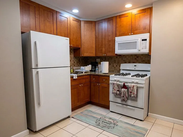3922 Lankenau Ave — Photo 3