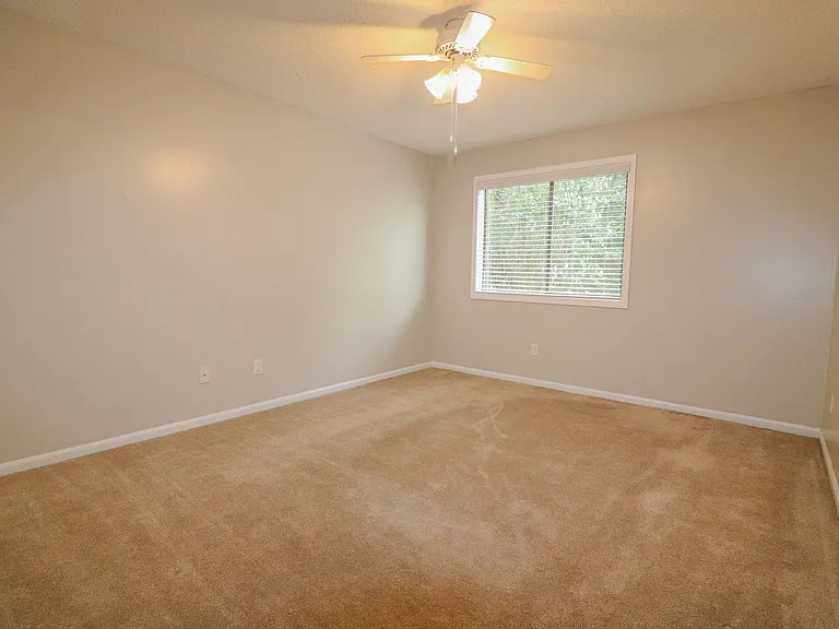 1645 Cedarview Ct #0 — Photo 6