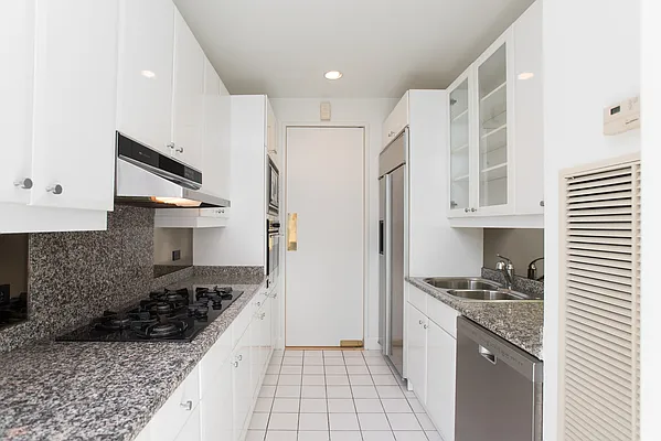 Rented by Trump International Realty | media 11