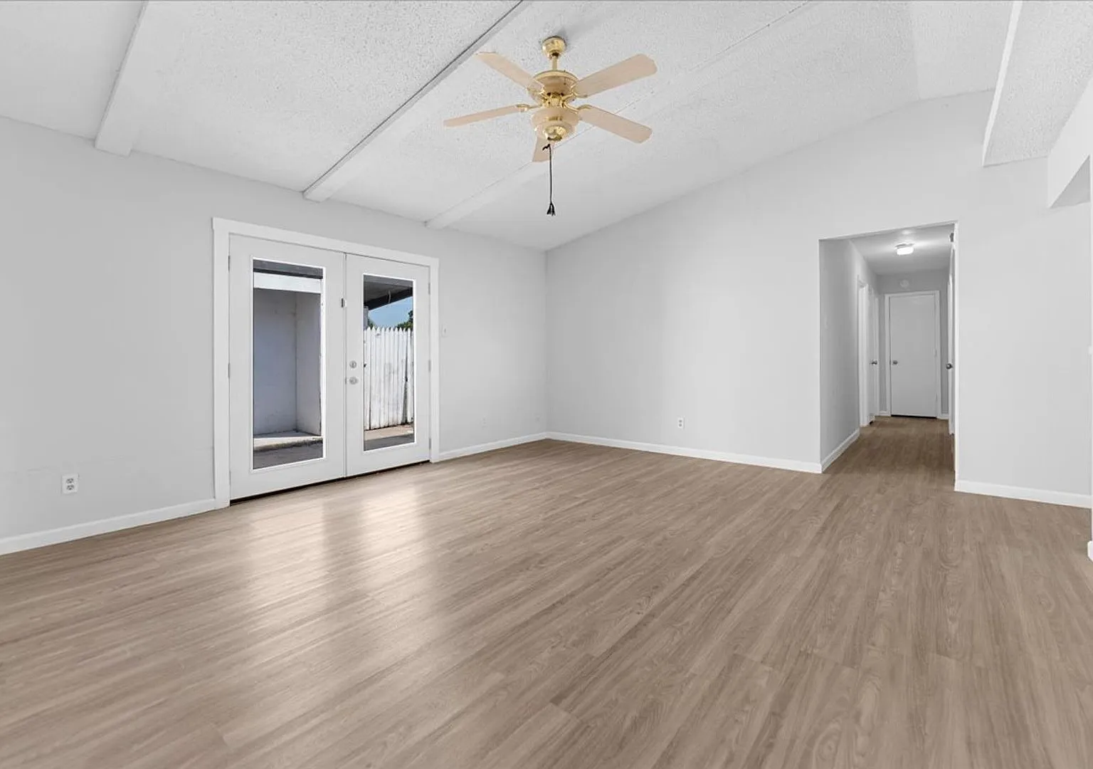 Recently Renovated 3-bed 2-bath Home in Allen's Hillside Village Subdivision — Photo 4