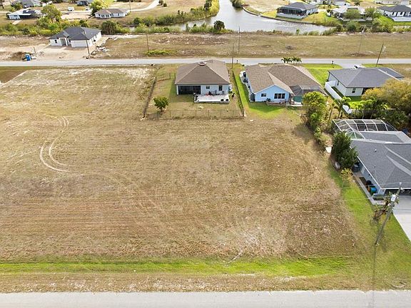 3rd image of 217 NW 20TH AVENUE LOT 14