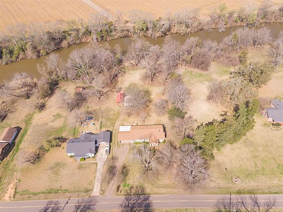 2nd image of 13040 Adger Rd