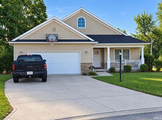 8146 E Pioneer Way, North Webster, IN 46555
