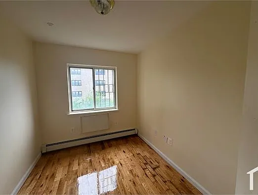 3 bed, 1000 sqft, $2,769 — Photo 4