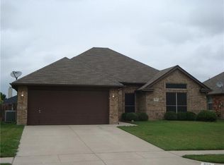 966 Redfish Dr, Burleson, TX 76028