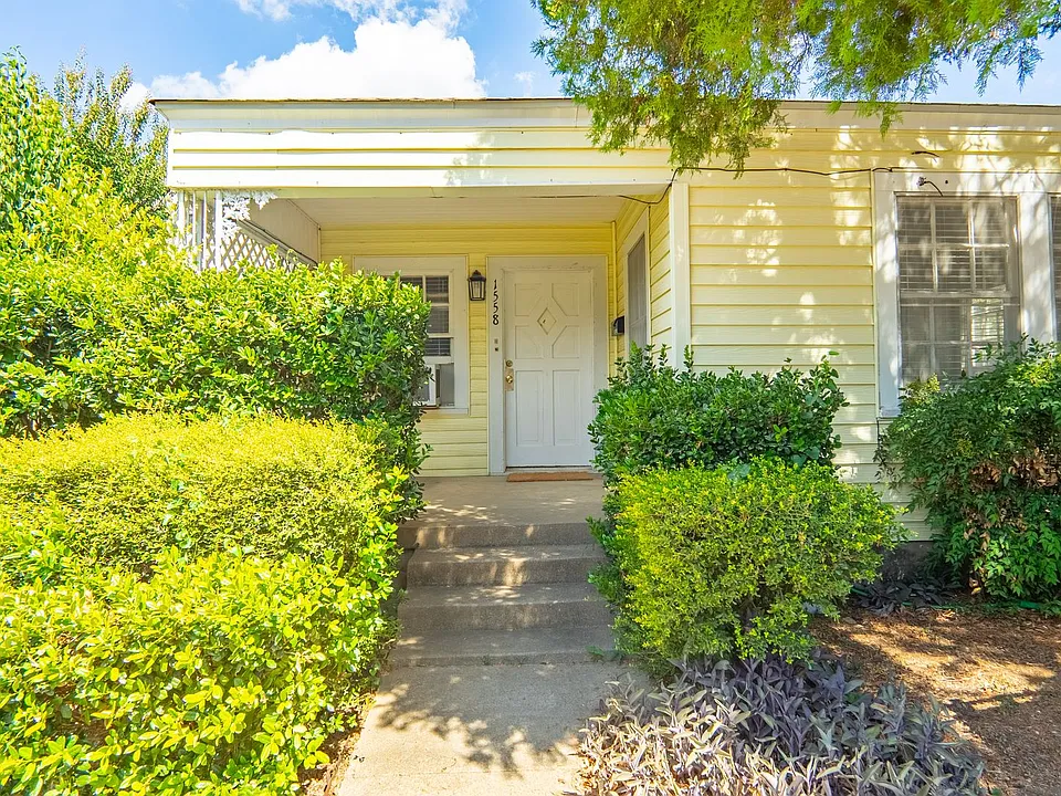 3245 8th Ave #&-1558