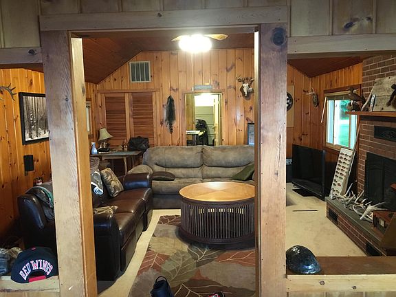 3rd image of 2484 N Peterson Dr