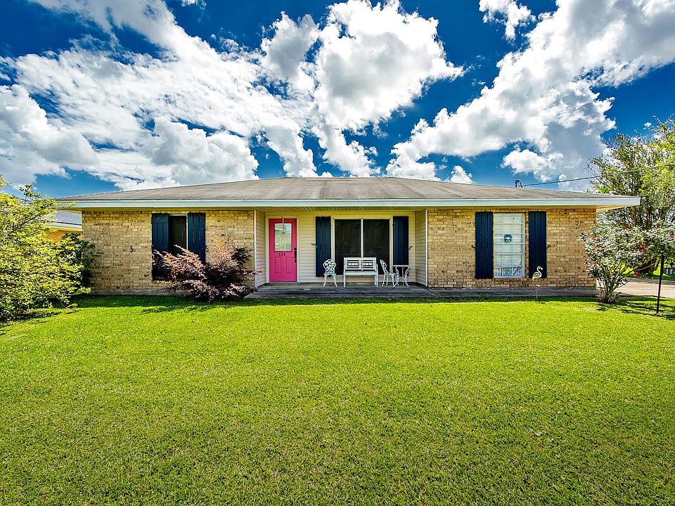1st image of 1149 W Camellia Dr