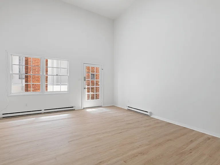 The Gallery Apartments — Photo 110