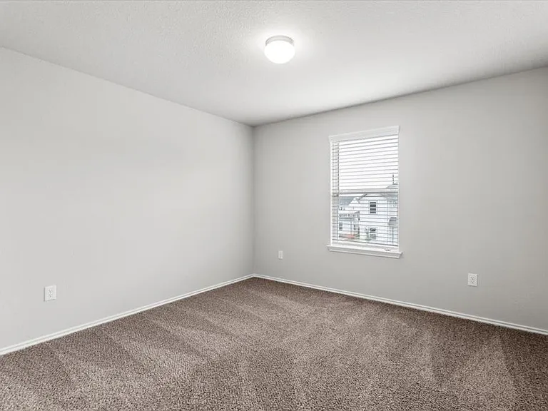 4909 Sea Salt Dr — Photo 38