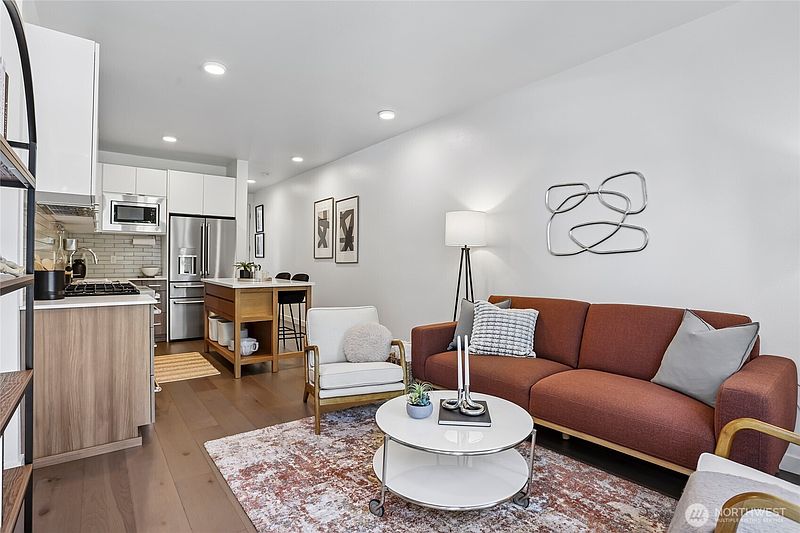 3rd image of 4354 6th Avenue NW