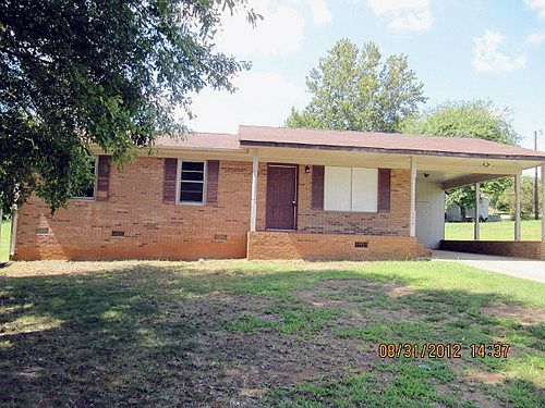 1st image of 2056 Green Oak Dr