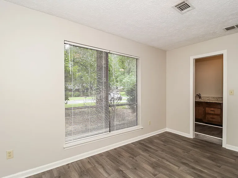 8924 Wesley Pl — Photo 7