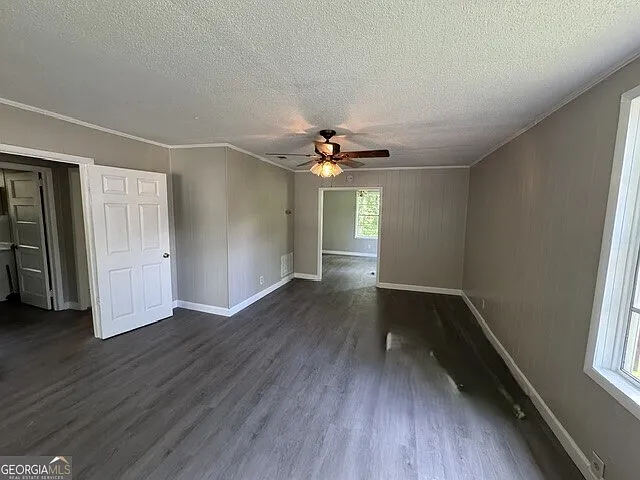 103 Floyd St — Photo 2