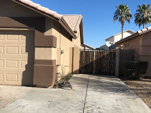 2nd image of 13892 W Vernon Ave
