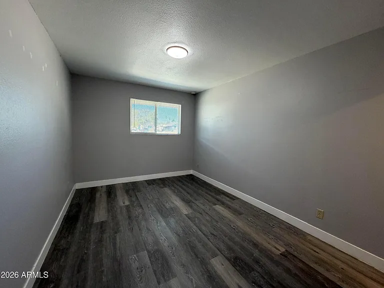 1833 E Harvard St #3 — Photo 7