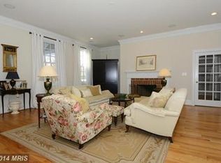 9890 Palace Green Way, Vienna, VA 22181