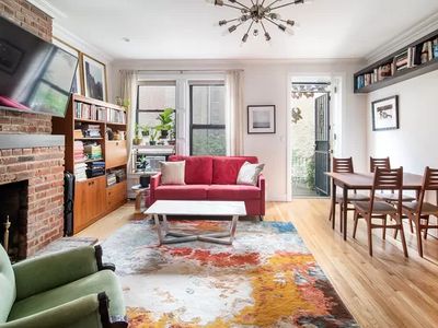 334 W 84th St APT 3, Manhattan, NY, 10024