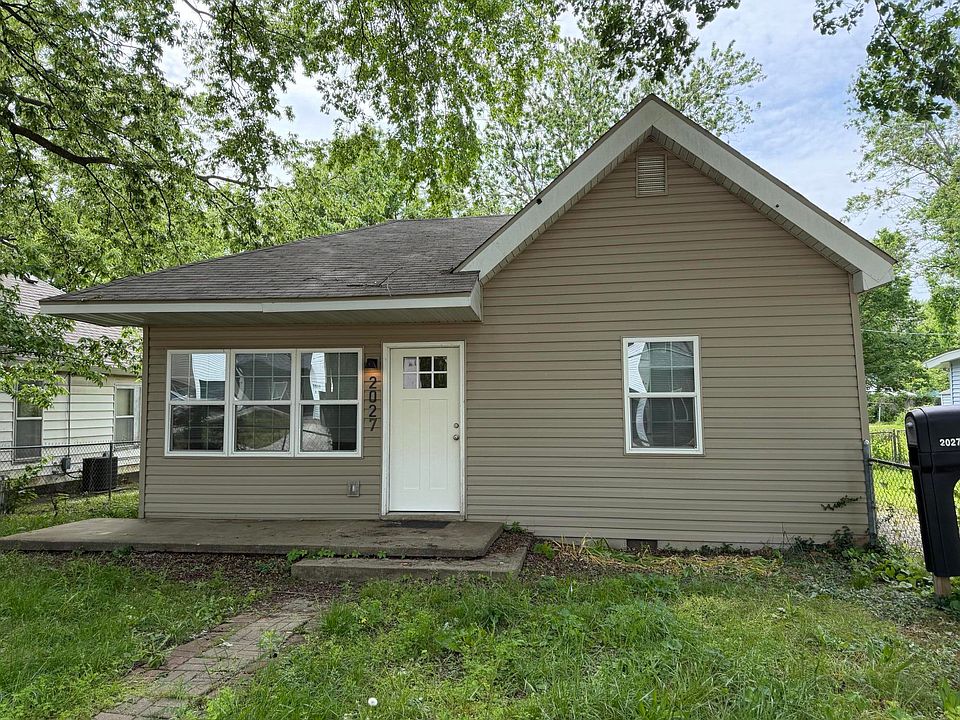 1st image of 2027 N Weller Avenue