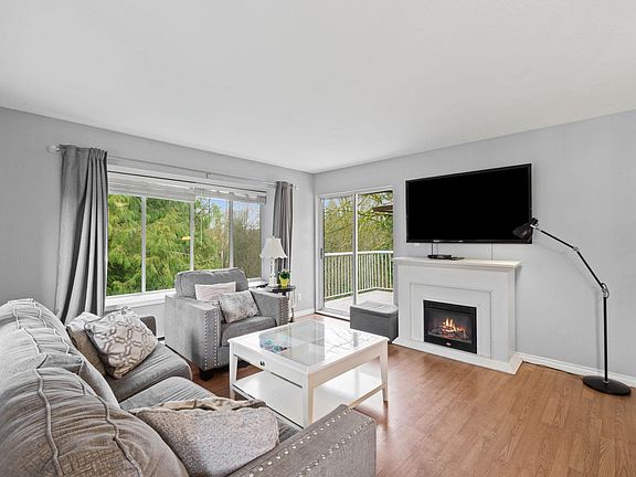 4th image of 1750 McKenzie Rd #505