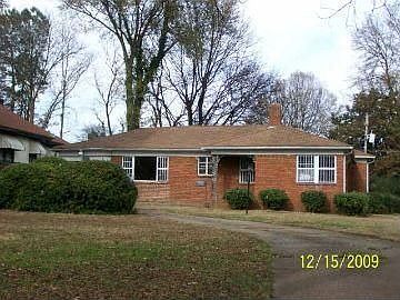 1st image of 1750 S Parkway E