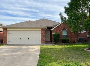 5720 Moon Flower Ct, Fort Worth, TX 76244