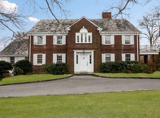 25 Griffen Ave, Scarsdale, NY 10583
