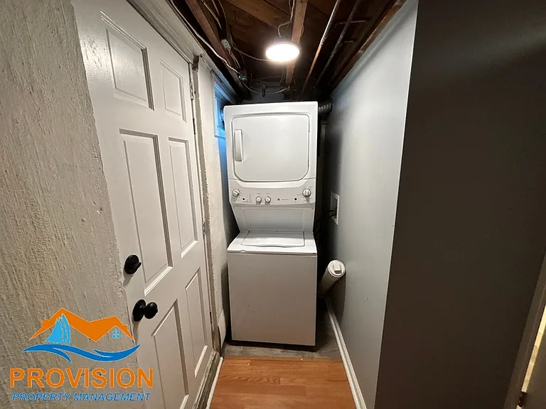 120 Kingston Rd — Photo 23