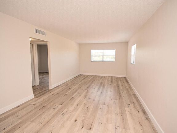 2nd image of 500 SW 2nd Ave #2190