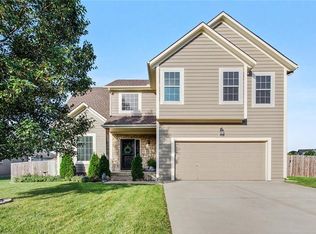 3204 Steel Wheel Dr, Harrisonville, MO 64701
