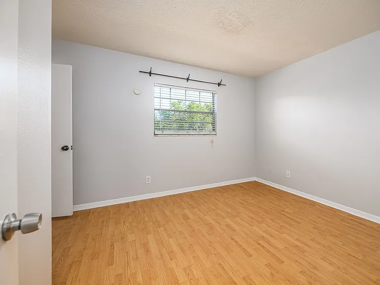 120 S Church Ave #209 — Photo 13