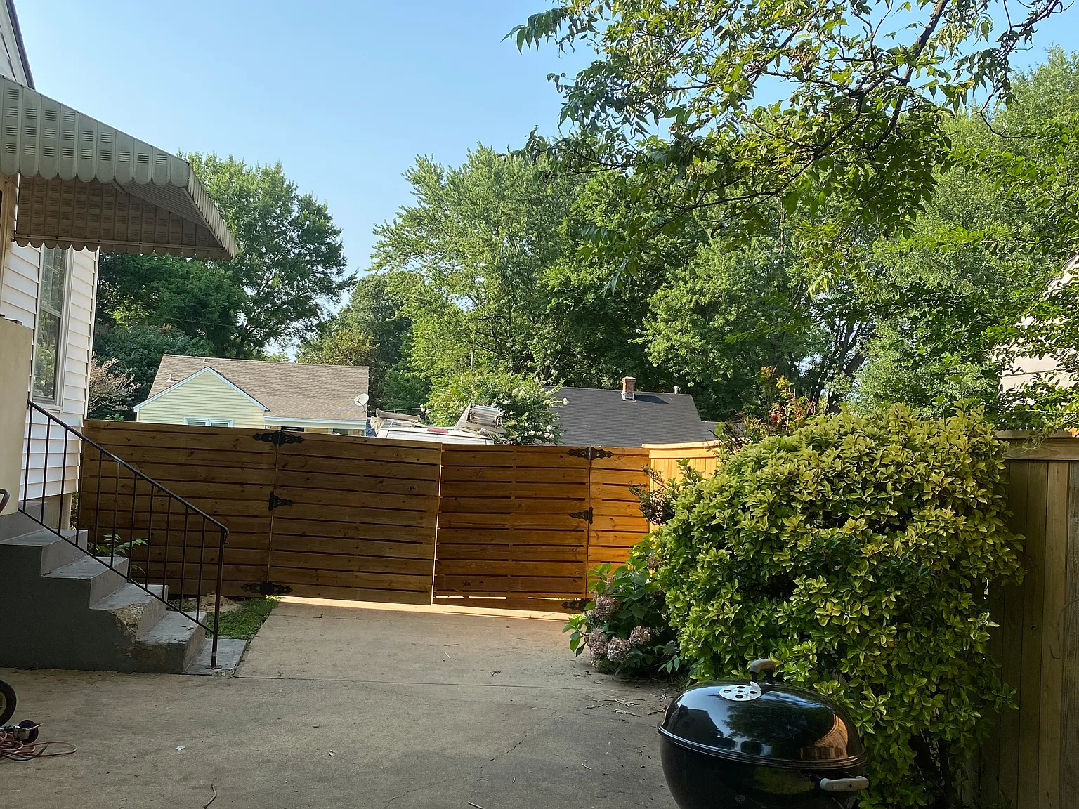 3 bed, 1043 sqft, $1,400 — Photo 3
