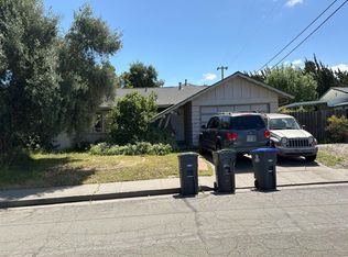 1642 Sycamore Dr, Fairfield, CA 94533
