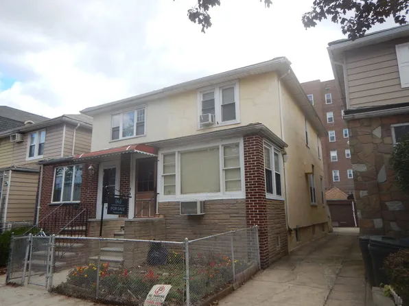 935 E 5th St, Brooklyn, NY 11230