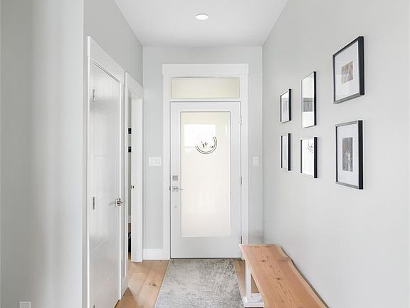 5th image of 626 Farrell Rd #24