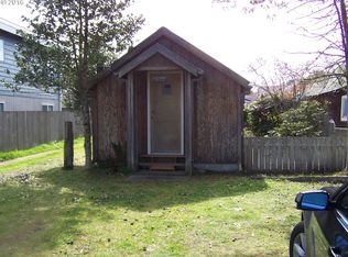 311 5th Ave #2, Seaside, OR 97138