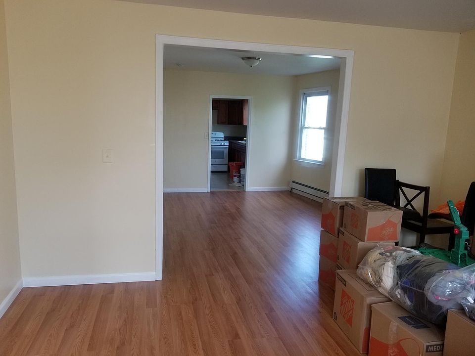 2nd image of 57 Arlington Ave APT 1