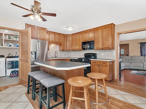 5th image of 743 Westwind Dr