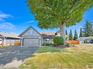 302 W 3rd St, Nooksack, WA 98276