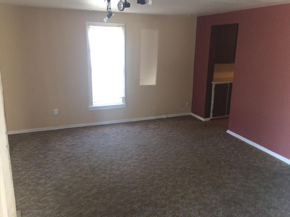 2nd image of 603 E Main St