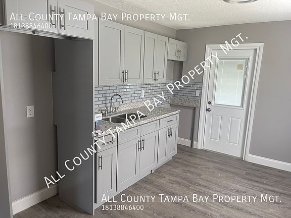 4th image of 4230 E Yukon St #B