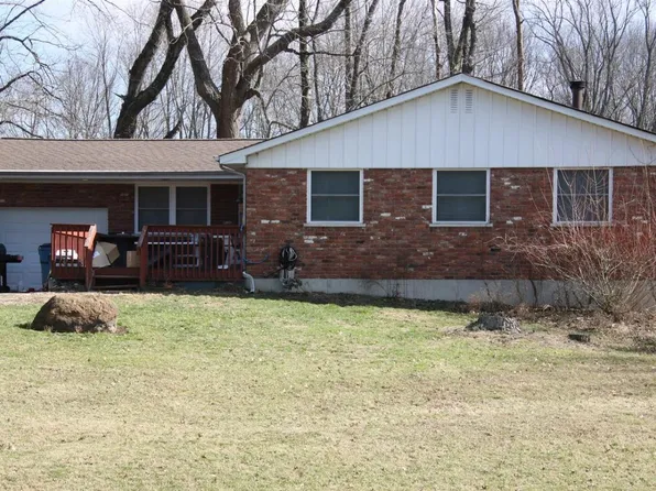 42 Rose Ln, Amelia, OH 45102