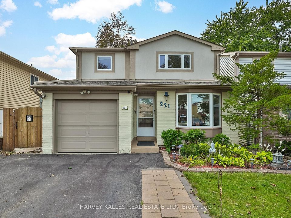 1st image of 221 Snowshoe Cres