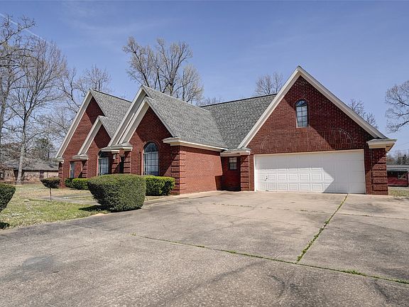 2nd image of 103 Coke Dr