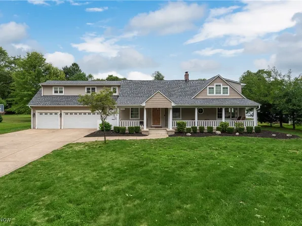 2686 Glenmore Dr, Westlake, OH 44145