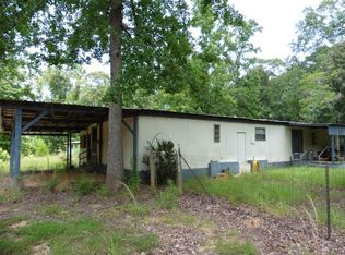 687 Mason Ln, Milam, TX 75959