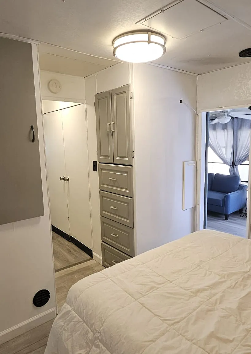 1 bed, 372 sqft, $1,500 — Photo 2